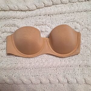 LIKE NEW Calvin Klein strapless bra